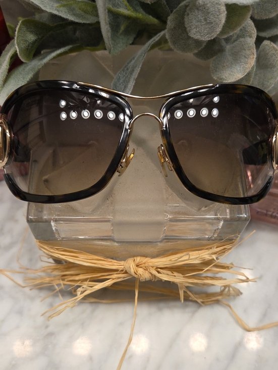 Authentic Gucci Gold-Accent Brown Gradient Women\'s Sunglasses main image 10